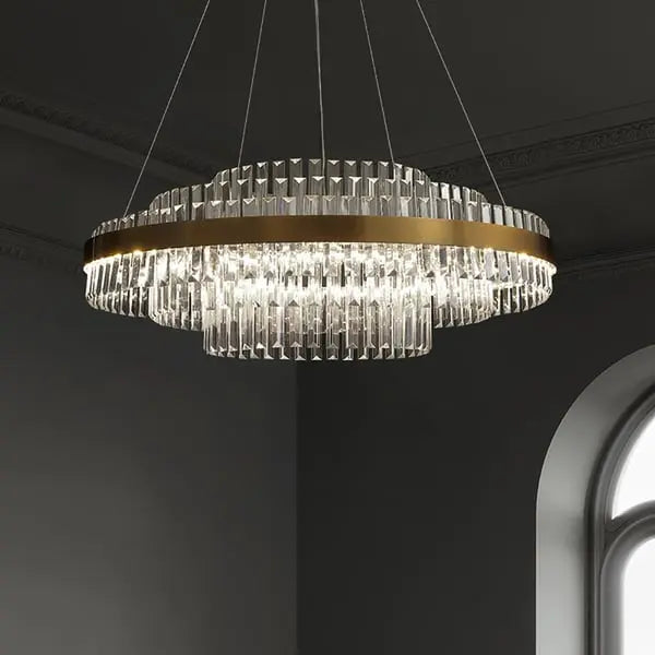 Lustre en cristal à plusieurs niveaux Fixedo avec lumière en laiton ACCESS MEUBLE