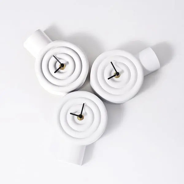 Horloge de table minimaliste en résine blanche à cercle géométrique, pointeur noir, décoration de bureau ACCESS MEUBLE