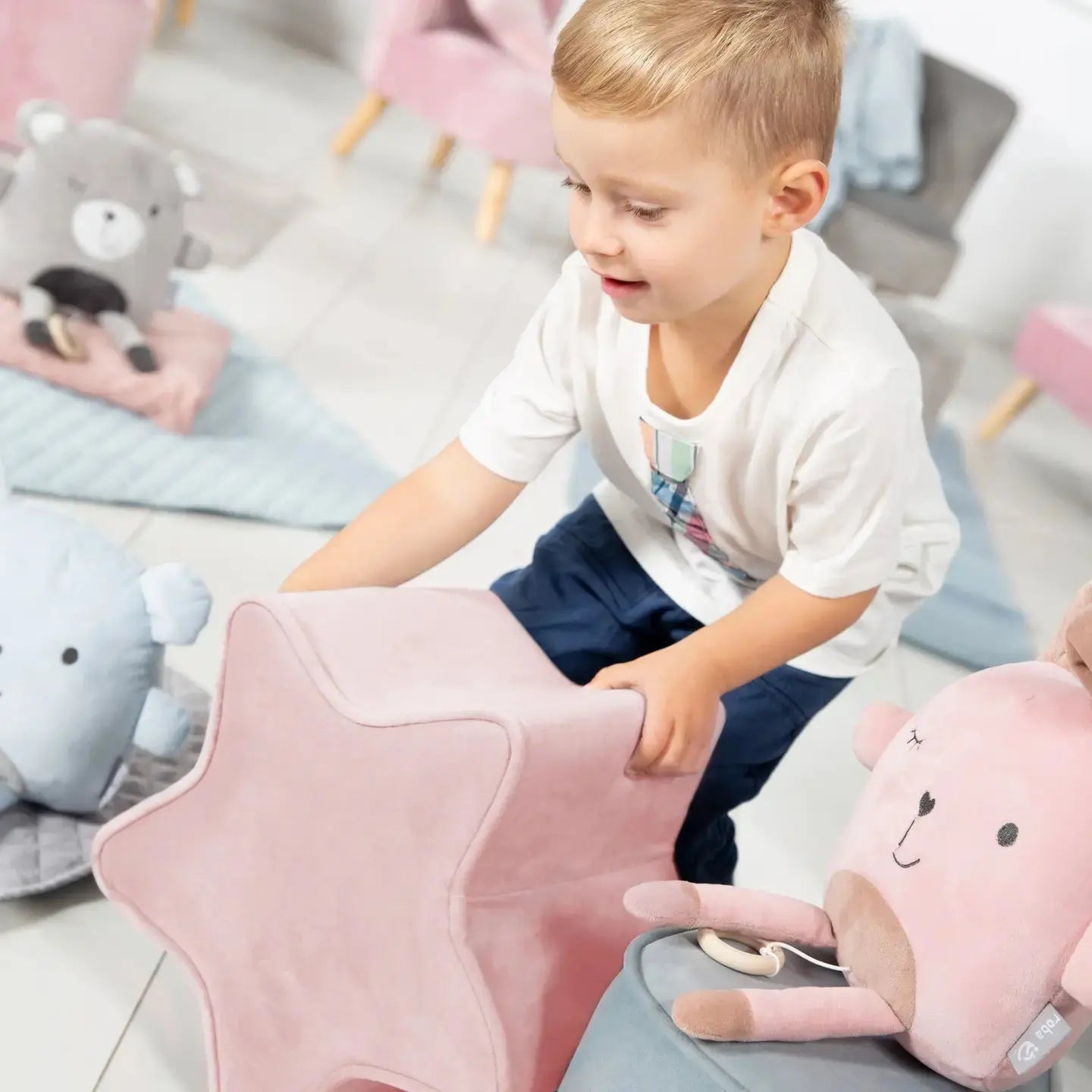 Tabouret pour enfants ROBA en forme d'étoile confortable ACCESS MEUBLE
